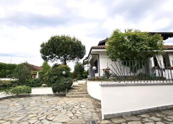 Villa Strada Revigliasco 55, Moncalieri - photo 1