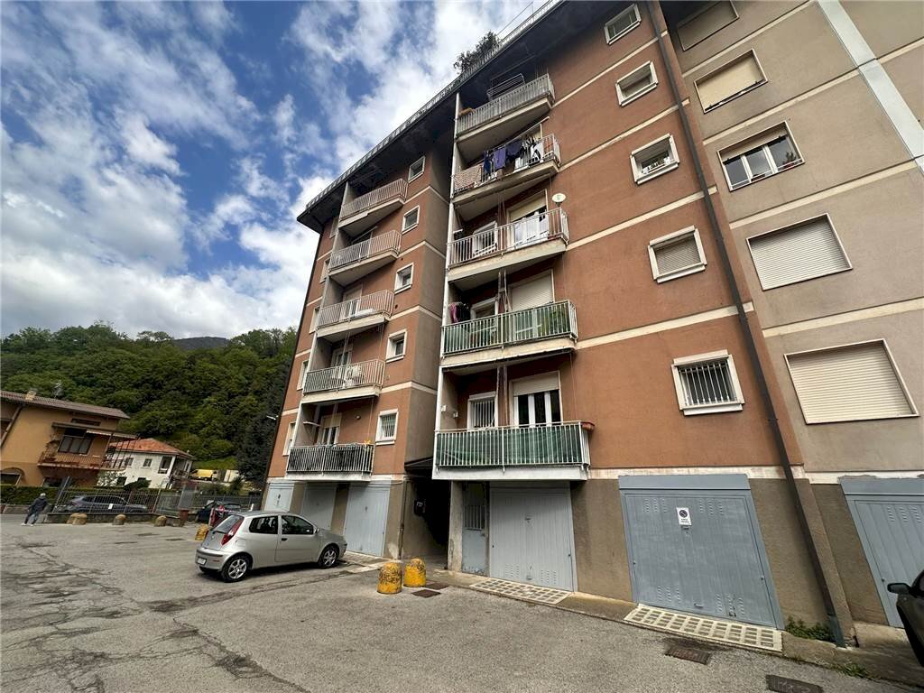 Two-room apartment VIA GIUSEPPE MAZZINI 1, Ponte Lambro - photo 1