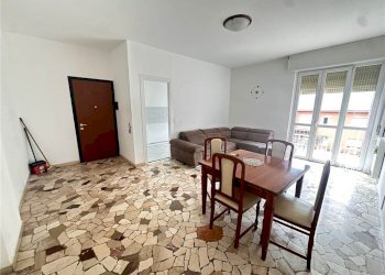 Two-room apartment VIA GIUSEPPE MAZZINI 1, Ponte Lambro - photo 4