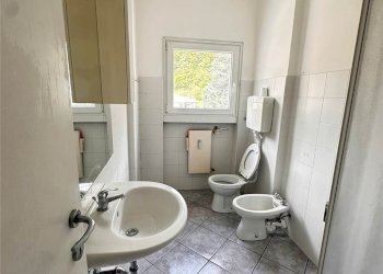 Two-room apartment VIA GIUSEPPE MAZZINI 1, Ponte Lambro - photo 9
