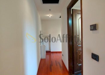 corridoio - Two-room apartment Via San Giovanni Bosco 4, Gallarate - photo 8