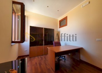 Office Via Vincenzo Ciaccio 30, Catanzaro - photo 4