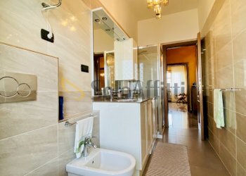 IMG_5365.JPG - Four-room apartment Corso Francia  347, Torino (neighborhood Pozzo Strada) - photo 17