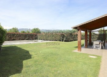 vendesi villetta con piscina - Villa Via Lombarda Lammari 293, Capannori - photo 7