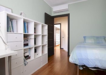 vendesi villetta con piscina - Villa Via Lombarda Lammari 293, Capannori - photo 22