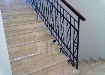scala atrio.jpg - Three-room apartment Bologna (neighborhood Murri) - photo 23