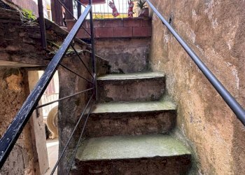 scale accesso.jpeg - Semi-detached house Podenzana - photo 21