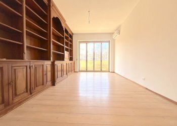 Salone - Apartment Via della Fisica, Roma (neighborhood EUR) - photo 15