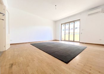Salone - Apartment Via della Fisica, Roma (neighborhood EUR) - photo 25