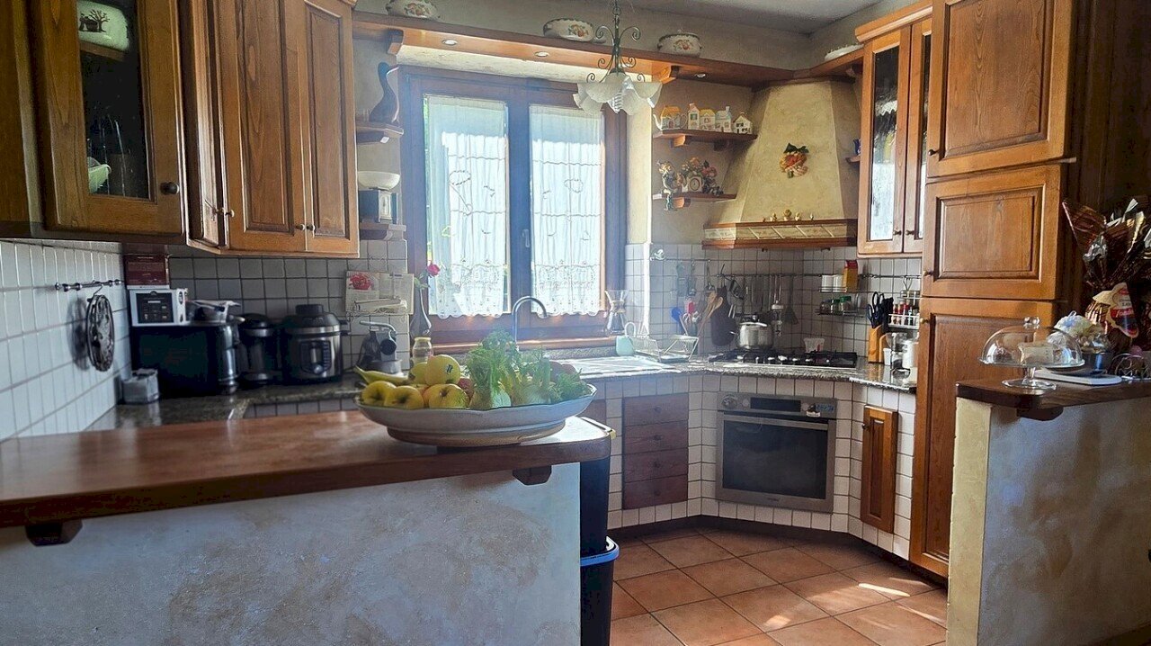 cucina rustica.jpg - Villa Piazza Sant'Antonio 1, Baschi - foto 2