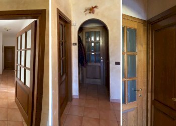 detail porte.jpg - Villa Piazza Sant'Antonio 1, Baschi - photo 22