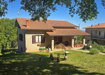 casa con terreno (4).jpg - Villa Piazza Sant'Antonio 1, Baschi - photo 29