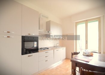 CUCINA - Appartamento Via della Spiga 196, Perugia - foto 10