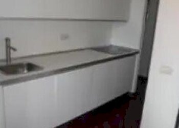 4.jpg - Three-room apartment at auction Via Giacomo Agnesi 98, Imperia - photo 3