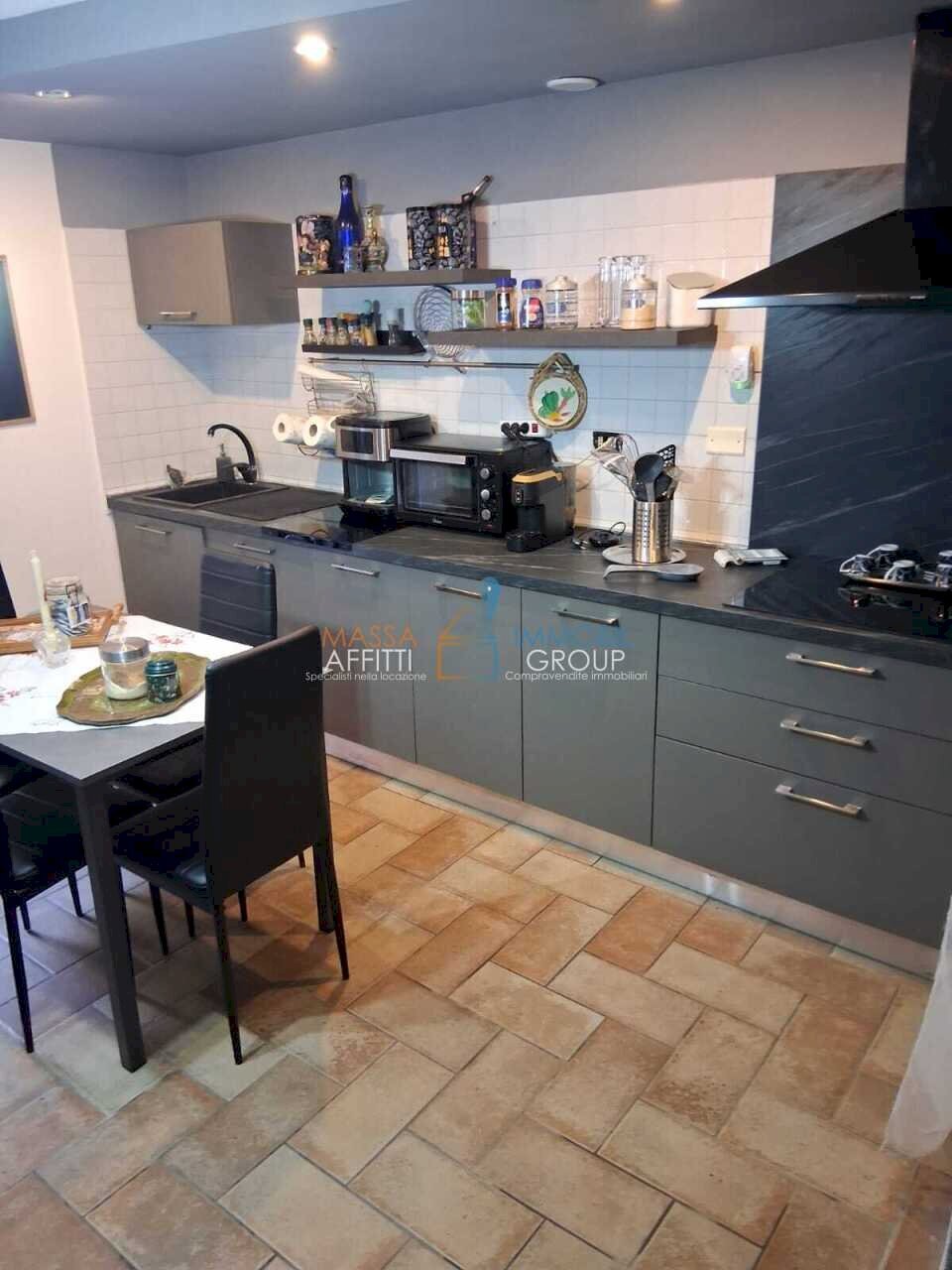 PHOTO-2026-05-05-09-49-59.jpg - Three-room apartment Via Cavour 17B, Carrara - photo 1