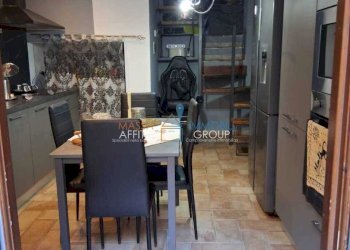 PHOTO-2026-05-05-09-49-58.jpg - Three-room apartment Via Cavour 17B, Carrara - photo 2