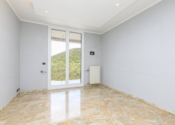 04_CEP.jpg - Appartamento Via Vittorina Adaglio 29, Genova (zona Prà) - foto 5