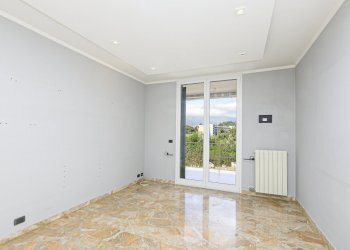 06_CEP.jpg - Appartamento Via Vittorina Adaglio 29, Genova (zona Prà) - foto 7