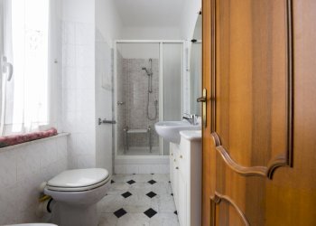 IMG_1514.jpg - Three-room apartment Via Ernesto Cabruna, hamlet Quinto Al Mare, Genova - photo 17