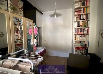 IMG-20250610-WA0018.jpg - Three-room apartment Via Baracca, Firenze (neighborhood Santa Maria Novella) - photo 5