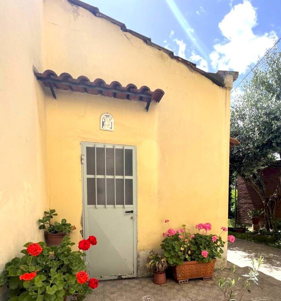 stanzone - Villa Via della Chiesa di Capezzana, Prato - foto 3