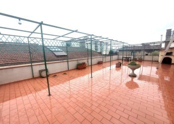 terrazza - Villa Via Franco Sacchetti, Prato - foto 1