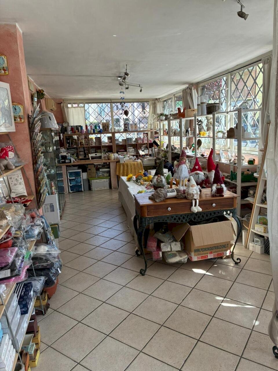 WhatsApp Image 2026-04-17 at 10.54.35.jpeg - Commercial Premises Via Nomentana 196, Mentana - photo 3