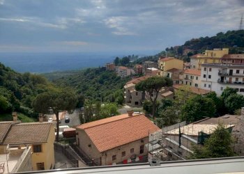12.jpg - Three-room apartment Via Monte Gennaro 5, San Polo dei Cavalieri - photo 12
