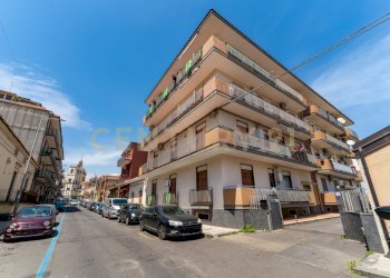 Via Croce 72 (1).jpg - Appartamento Via Croce 72, Aci Catena - foto 1