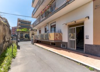 Via Croce 72 (2).jpg - Appartamento Via Croce 72, Aci Catena - foto 5