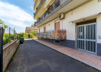 Via Croce 72 (9).jpg - Appartamento Via Croce 72, Aci Catena - foto 11