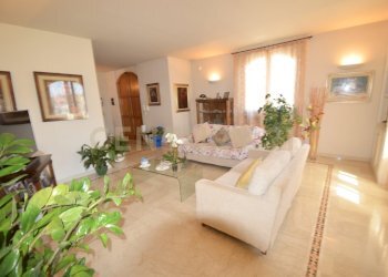 fullsizeoutput_1afc.jpeg - Villa Via Castiglionese 57/B, Grosseto - photo 8