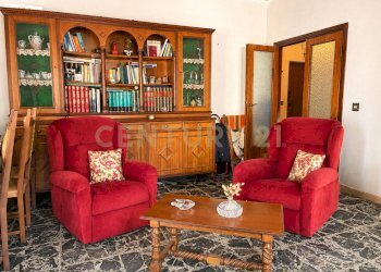 salotto.jpg - Appartamento Via Ruggero Piro 17, Orbetello - foto 4