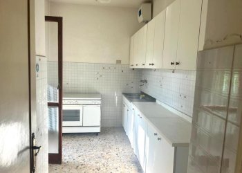 42ac61cf-f4c4-48e9-80ce-7b383e3a58cd.jpg - Casa indipendente Terracina - foto 6