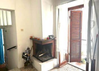 f300f2fb-a3aa-406a-8bdf-dfc42d5c016c.jpg - Appartamento Terracina - foto 7
