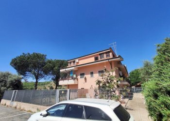 690736662_1540465501193381_5238062088326756149_n.j - Three-room apartment Via Gaetano Donizetti 50, Guidonia Montecelio - photo 1