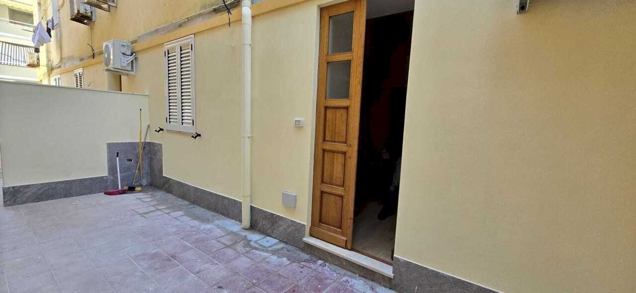Vista Ingresso abitazione.jpeg - Semi-detached house Via IV Novembre 35, Sassari - photo 3