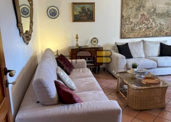 8644fbbf-e04e-4e92-bfb9-4bcd52b98306.jpg - Three-room apartment Via Vito Carvini, Erice - photo 3