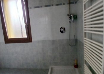 dettaglio doccia bagno primo piano - Four-room apartment Via Spalletti 94A, Crevalcore - photo 6