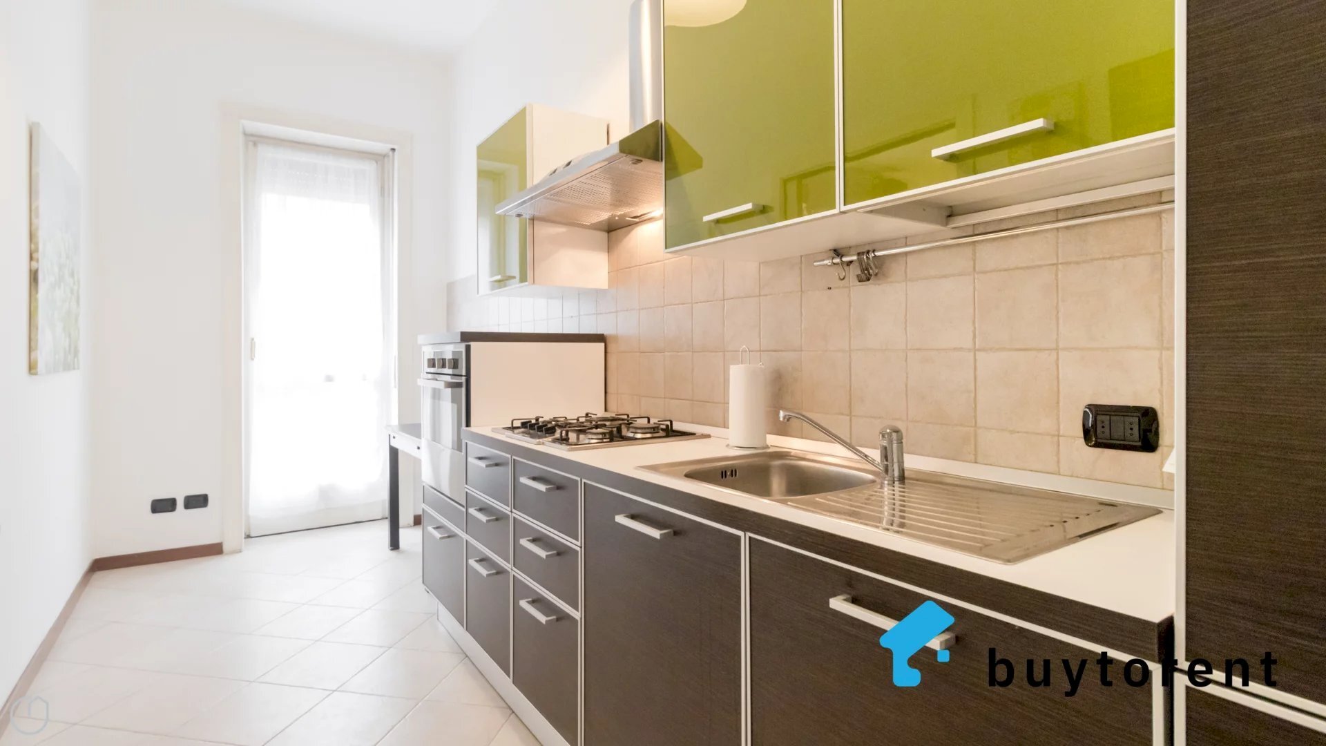 Four-room apartment Corso Cristoforo Colombo, Milano - photo 2