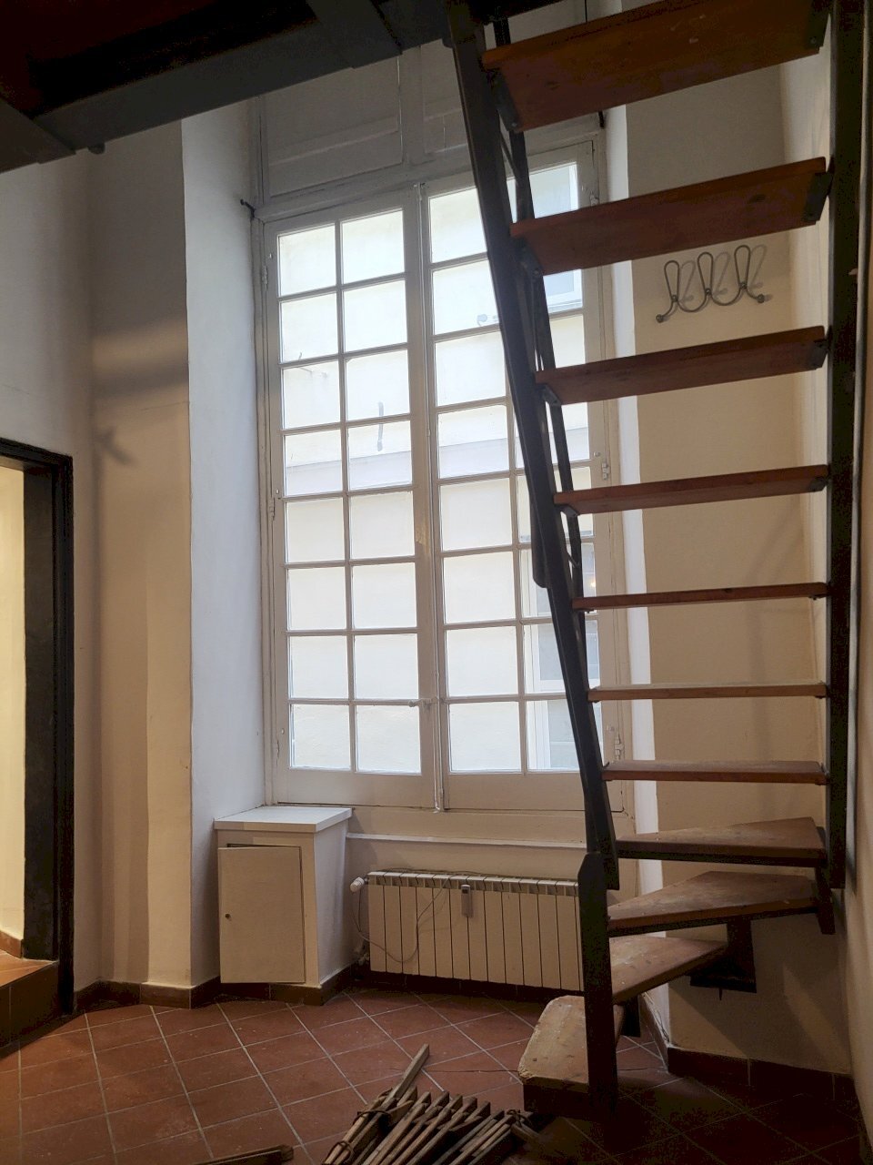 One-room apartment Via San Bernardo, Genova - photo 1