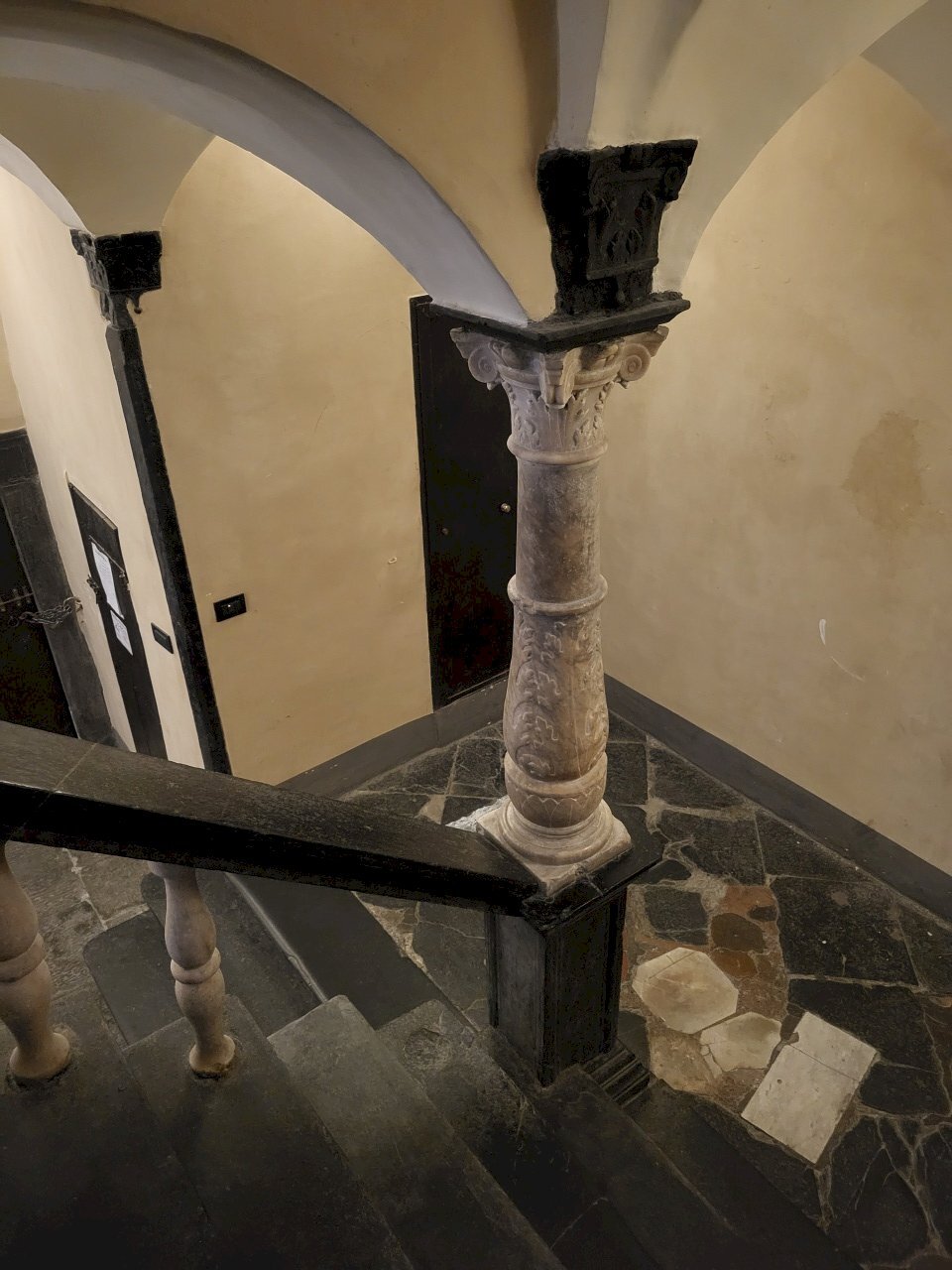 One-room apartment Via San Bernardo, Genova - photo 3