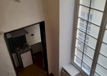 One-room apartment Via San Bernardo, Genova - photo 18
