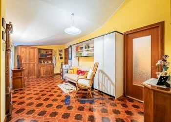 Four-room apartment Centallo - photo 7