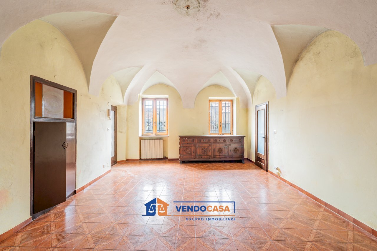 Independent house Montanera - photo 1