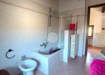 Two-room apartment Via Guglielmo Marconi, Castagnole Piemonte - photo 13