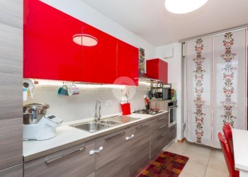 Four-room apartment Via Niccolò Tommaseo, Collegno - photo 12
