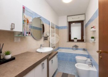 Four-room apartment Via Niccolò Tommaseo, Collegno - photo 20