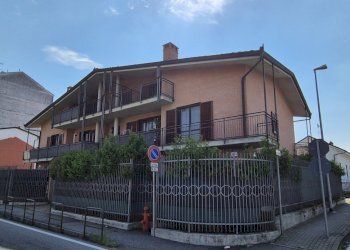 Appartamento VIA CALUSO, Chivasso - foto 2