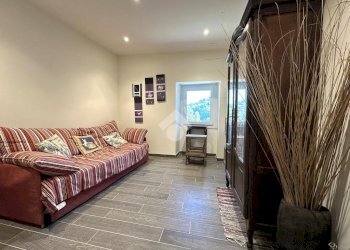 Two-room apartment Via Francesco Luigi Aprosio, Vallecrosia - photo 1